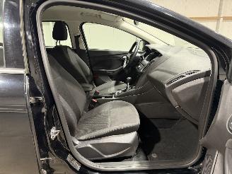 Ford Focus 1.0Titanium 92kW Airco picture 22