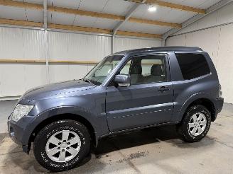 Mitsubishi Pajero 3.2 DI-D 125kW Automaat Airco Invite High Roof picture 9