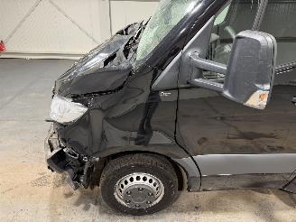 Mercedes Sprinter 2.2 CDI 120kW Automaat 473 Dubbellucht picture 17