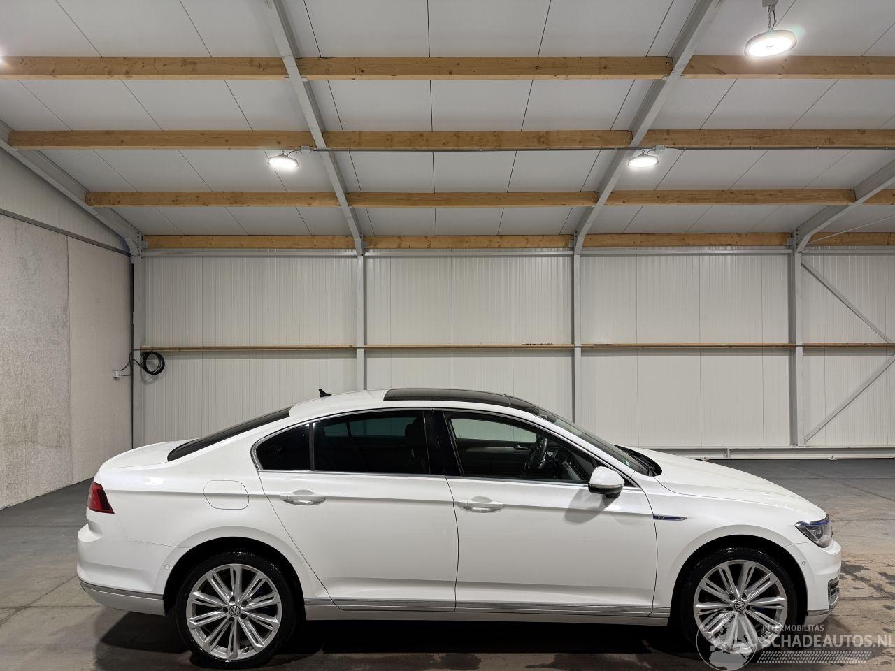 Volkswagen Passat 1.4TSI 115kW GTE Highline Pano Automaat