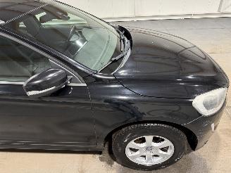 Volvo Xc-60 2.0 D4 133kW FWD SUMMUM Clima picture 18