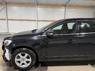 Volvo Xc-60 2.0 D4 133kW FWD SUMMUM Clima picture 13