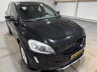 Volvo Xc-60 2.0 D4 133kW FWD SUMMUM Clima picture 19