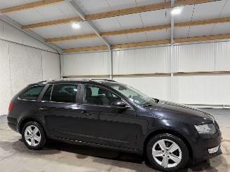 Skoda Octavia 1.6TDI 77kW GreenTech Elegance picture 2