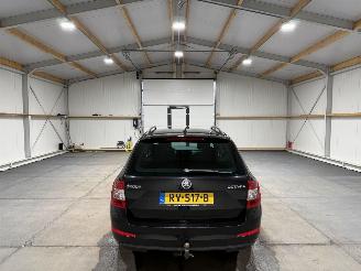 Skoda Octavia 1.6TDI 77kW GreenTech Elegance picture 7