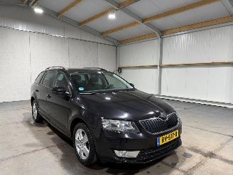 Skoda Octavia 1.6TDI 77kW GreenTech Elegance picture 3