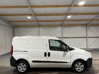 krockskadad bil bedrijf Fiat Doblo 1.3MJ 55kW Airco Actual 2015/1