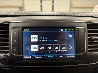 Peugeot e-Expert 50kWh 100kW Premium Navi Camera picture 30