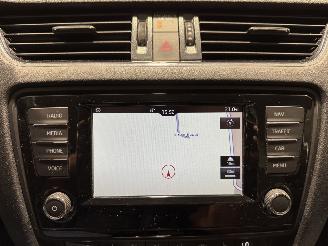 Skoda Octavia 1.6TDI 81kW Automaat Panoramadak picture 33