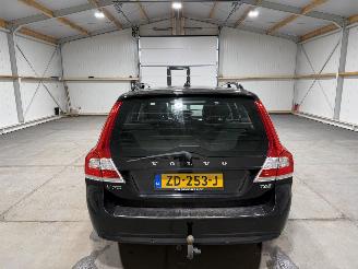 Volvo V-70 2.0T4 140kW Automaat Inscription Edition Pano picture 7