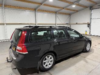 Volvo V-70 2.0T4 140kW Automaat Inscription Edition Pano picture 5