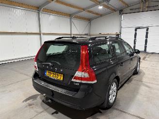 Volvo V-70 2.0T4 140kW Automaat Inscription Edition Pano picture 6