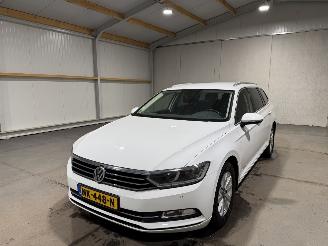 Volkswagen Passat 1.6TDI 88kW Clima Connected Series picture 10