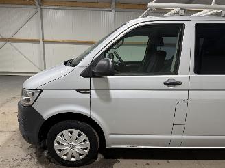 Volkswagen Transporter 2.0TDI 75kW L2H1 DC Comfortline Plus picture 13