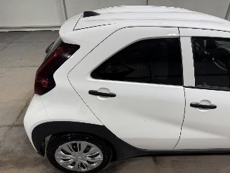 Toyota Aygo X 1.0VVT-i MT  53kW  Airco picture 18