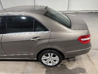 Mercedes E-klasse E200CGI 135kW Automaat Business Class Elegance picture 32