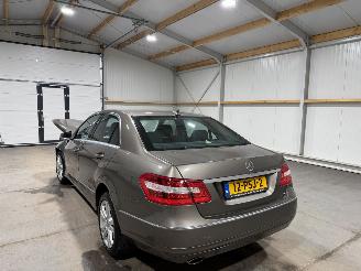 Mercedes E-klasse E200CGI 135kW Automaat Business Class Elegance picture 12