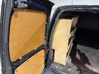 Volkswagen Caddy maxi 2.0TDI L2H1 BMT Trendline picture 31