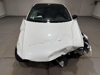 Volvo C-40 82kWh 185kW Single Motor Extended Range Plus picture 17