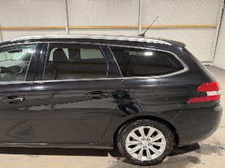 Peugeot 308 SW 1.2 PureTech 96kW Style picture 13