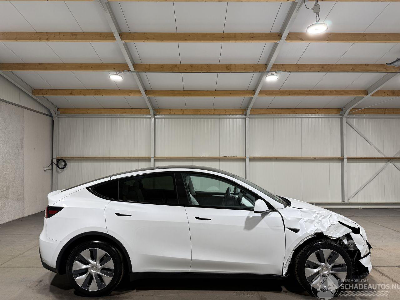 Tesla Model Y 58kWh 175kW RWD