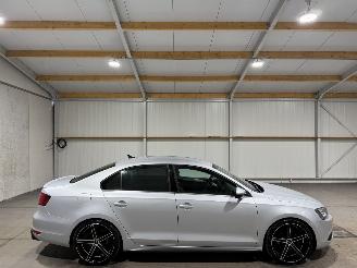 krockskadad bil auto Volkswagen Jetta 1.4TSI Hybrid 110kW Automaat Highline 2013/7