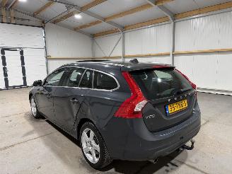 Volvo V-60 2.4D5 151kW Automaat Summum picture 12