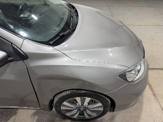 Nissan Pulsar 1.2DIG-T 85kW Tekna picture 17