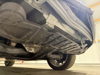 Volvo XC40 70kWh Single Motor 175kW Essential picture 40