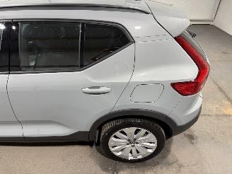 Volvo XC40 70kWh Single Motor 175kW Essential picture 32