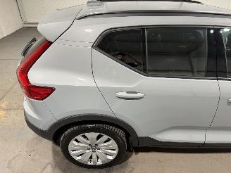 Volvo XC40 70kWh Single Motor 175kW Essential picture 33