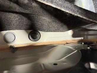 Volvo XC40 70kWh Single Motor 175kW Essential picture 43