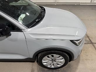 Volvo XC40 70kWh Single Motor 175kW Essential picture 18