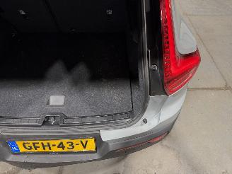 Volvo XC40 70kWh Single Motor 175kW Essential picture 45