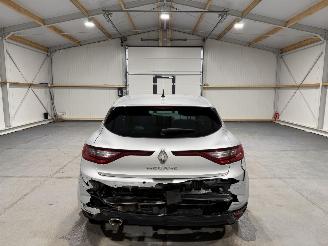 Renault Mégane 1.3TCE 103kW Automaat Bose picture 7