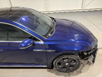 Volkswagen Arteon 2.0TSI 140kW Automaat Pano Business R picture 18