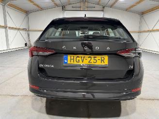 Skoda Octavia 1.4TSI iV 110kW Automaat PHEV Business Edition Plus picture 39