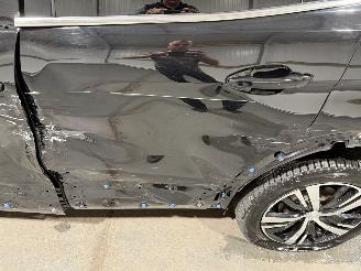 Peugeot 3008 1.2PureTech 96kW GT picture 35