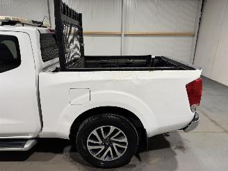 Nissan Navara 2.3dCi 120kW N-Connecta King Cab picture 32