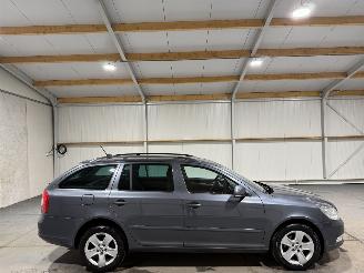 krockskadad bil auto Skoda Octavia 1.2TSI 77kW Ambition Business Line 2012/4