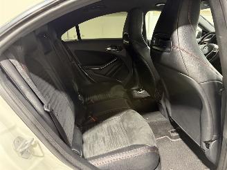 Mercedes Cla-klasse 200 115kW Automaat Airco Camera picture 37