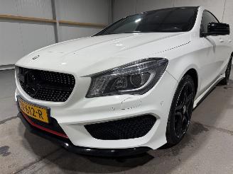 Mercedes Cla-klasse 200 115kW Automaat Airco Camera picture 24