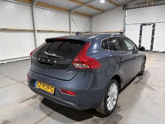 Volvo V-40 2.0 D2 88kW Automaat Kinetic picture 6