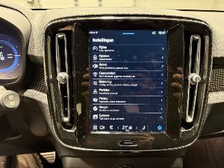 Volvo XC40 Recharge 78kWh P8 AWD 300kW R-Design picture 15