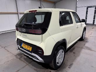 Hyundai Inster E-Motion 42kWh 71kW Automaat picture 6