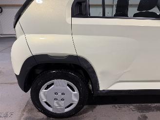 Hyundai Inster E-Motion 42kWh 71kW Automaat picture 19