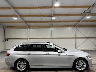 krockskadad bil auto BMW 5-serie 520i 135kW Automaat Pano Last Minute Edition 2015/1