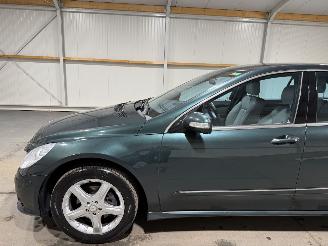 Mercedes R-klasse 320CDI 165kW 4-Matic 7 Persoons picture 13