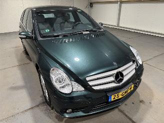 Mercedes R-klasse 320CDI 165kW 4-Matic 7 Persoons picture 18