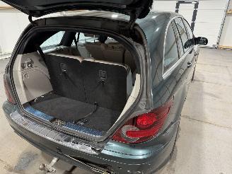 Mercedes R-klasse 320CDI 165kW 4-Matic 7 Persoons picture 37